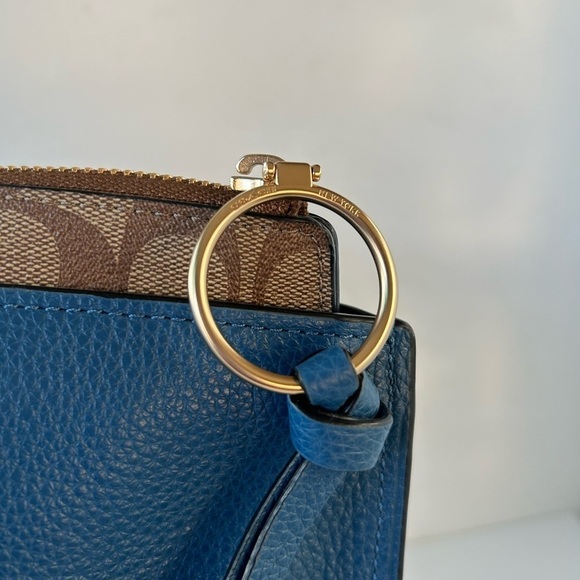 Coach NWT Large Tote Pebble Leather and Signature Print at Top Zippered Opening - Picture 6 of 14